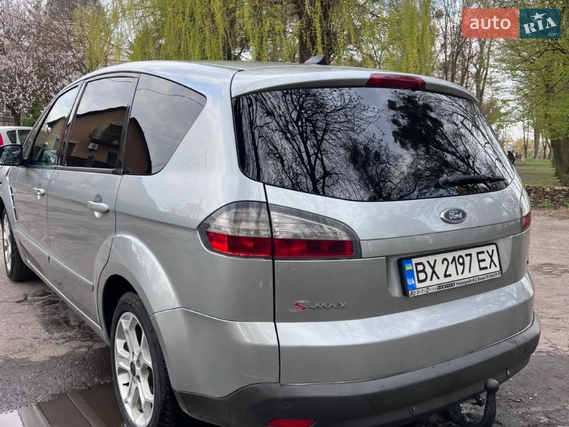 Минивэн Ford S-Max 2008 в Остроге