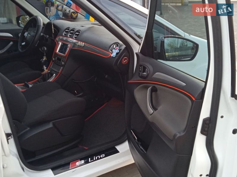 Мінівен Ford S-Max 2007 в Зарічному