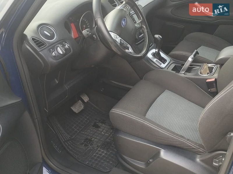 Минивэн Ford S-Max 2013 в Городке