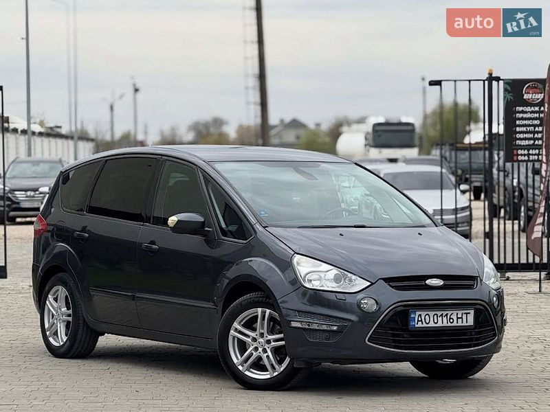 Ford S-Max 2010