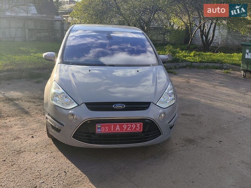 Ford S-Max 2011
