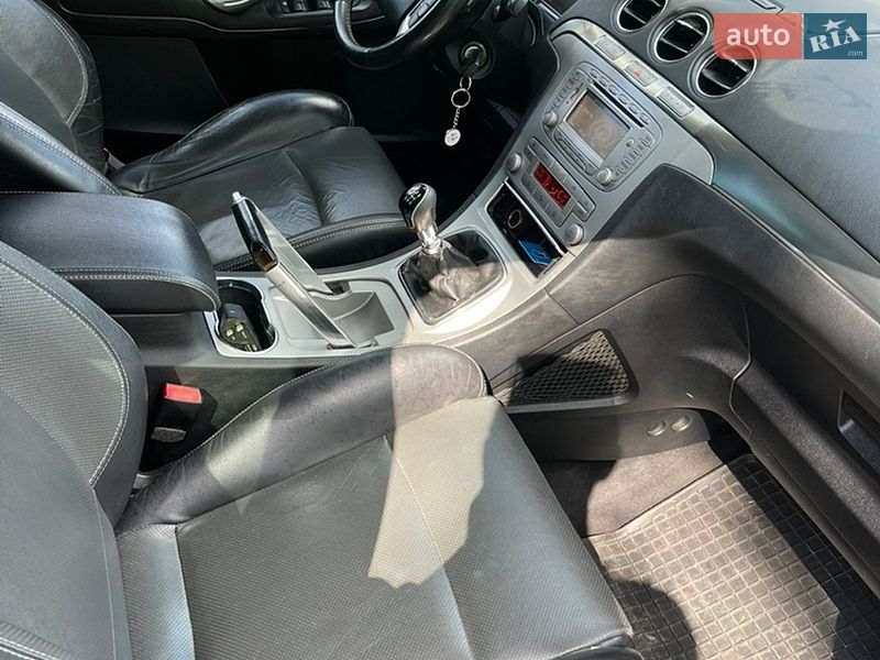 Минивэн Ford S-Max 2008 в Николаеве