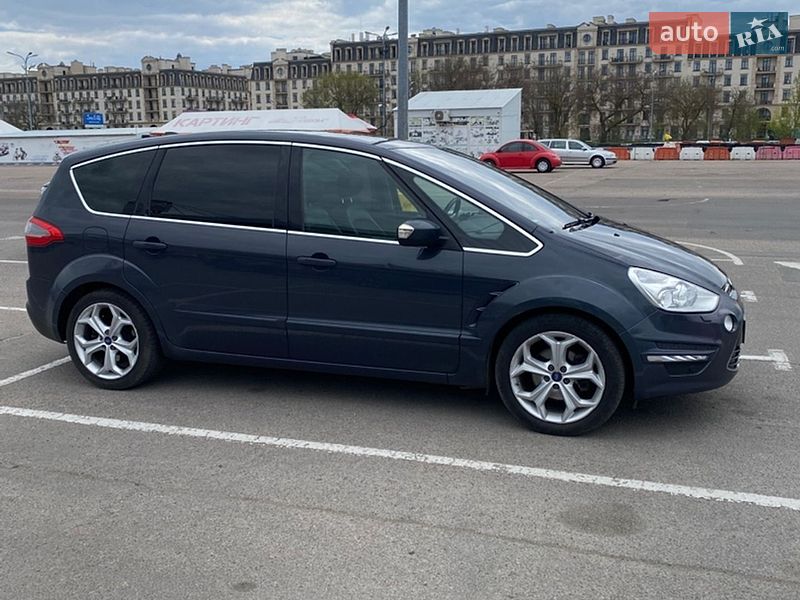 Мінівен Ford S-Max 2014 в Южному