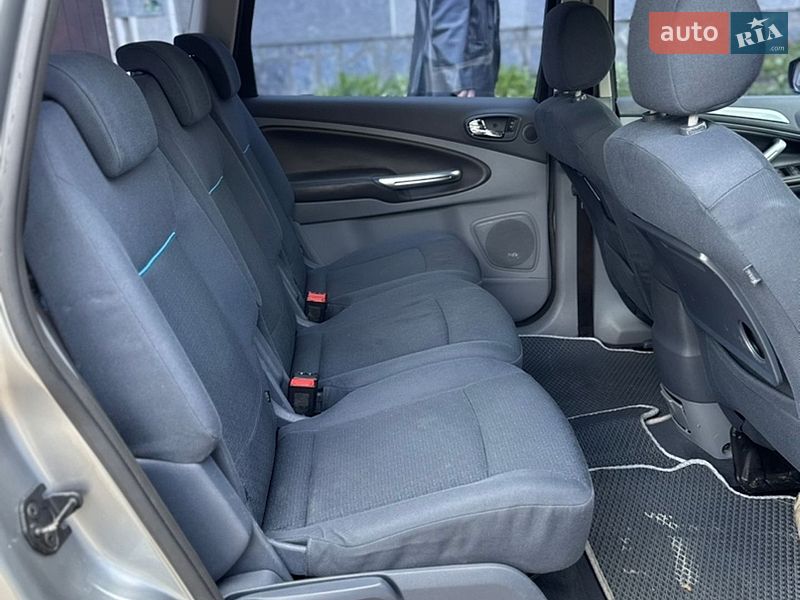 Мінівен Ford S-Max 2006 в Житомирі