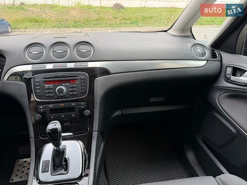 Минивэн Ford S-Max 2012 в Ровно