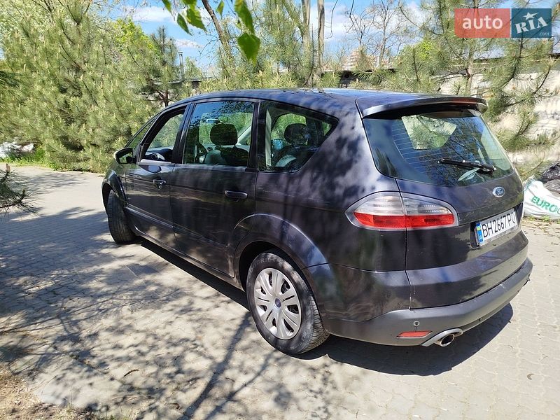 Минивэн Ford S-Max 2008 в Черноморске