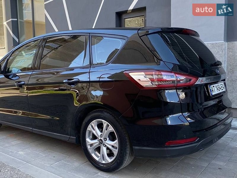 Мінівен Ford S-Max 2015 в Калуші