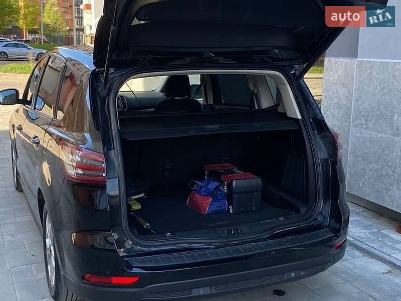 Мінівен Ford S-Max 2015 в Калуші