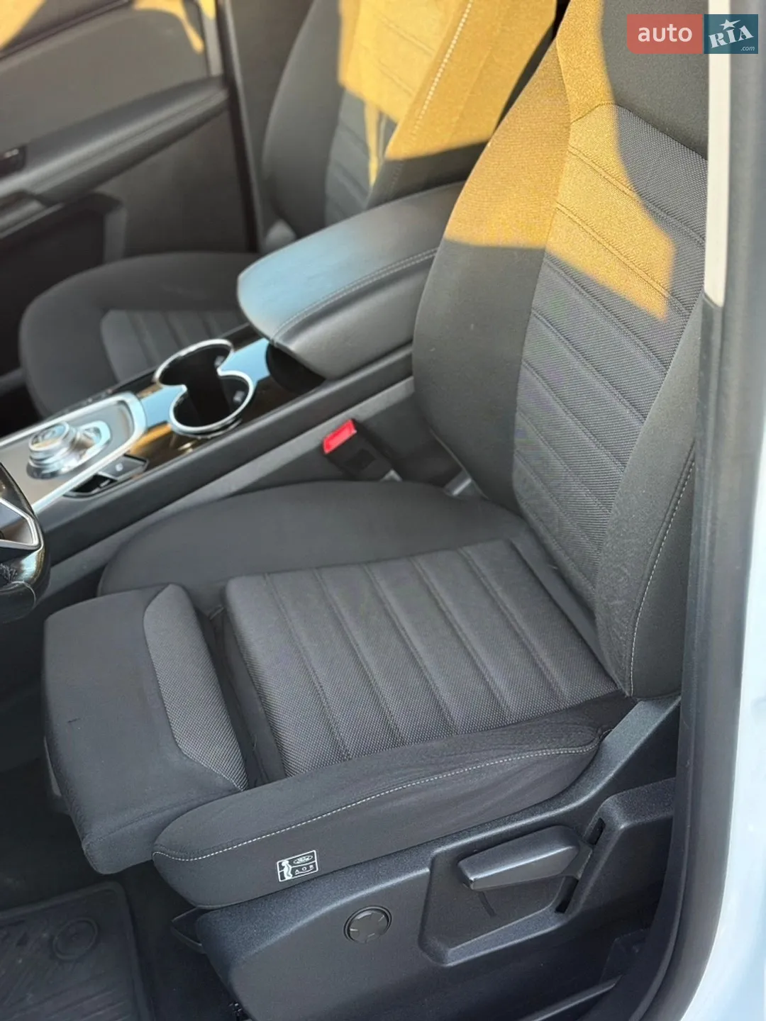 2021 Ford S-MAX - мініатюра 23