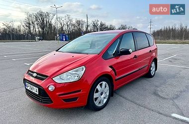 Минивэн Ford S-Max 2012 в Запорожье