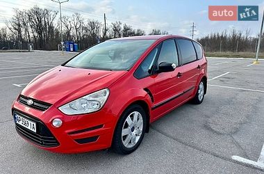 Минивэн Ford S-Max 2012 в Запорожье