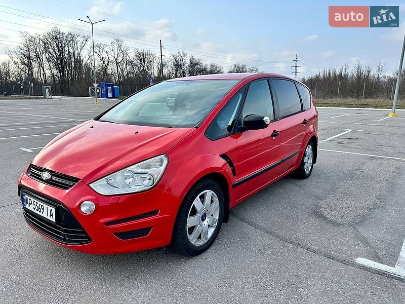 Минивэн Ford S-Max 2012 в Запорожье