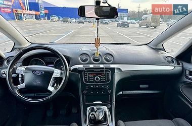 Минивэн Ford S-Max 2012 в Запорожье