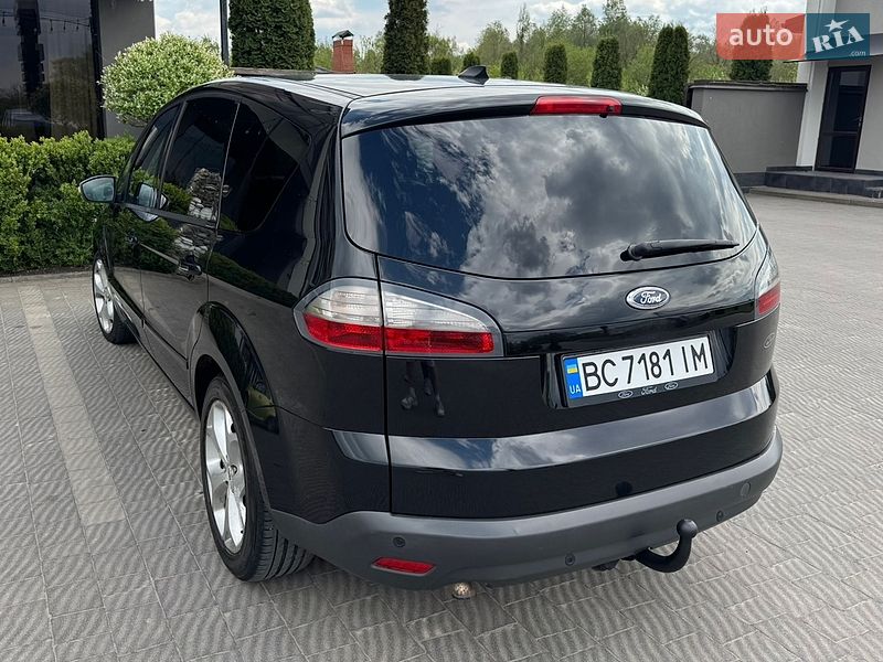 Минивэн Ford S-Max 2009 в Стрые