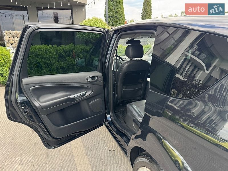 Минивэн Ford S-Max 2009 в Стрые