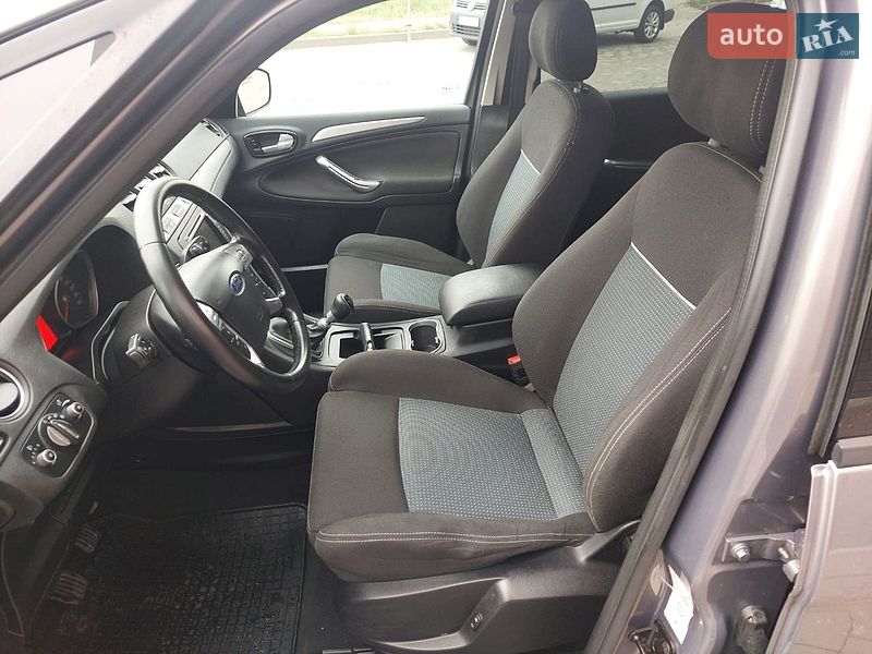 Минивэн Ford S-Max 2012 в Ивано-Франковске