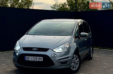 Минивэн Ford S-Max 2012 в Южноукраинске