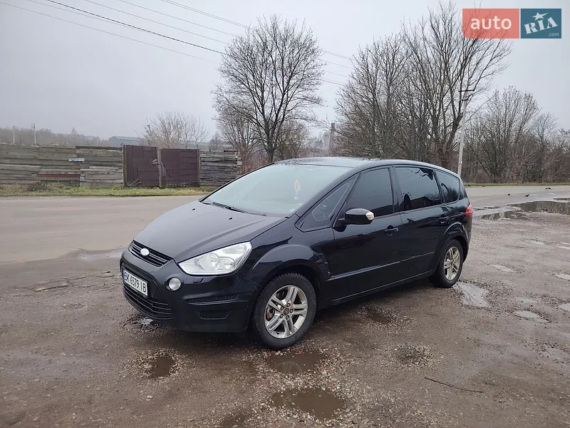 Ford S-Max