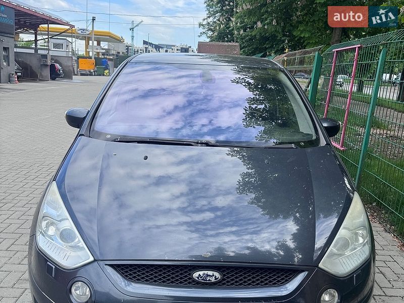 Мінівен Ford S-Max 2009 в Рівному