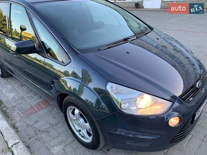 Минивэн Ford S-Max 2011 в Сумах