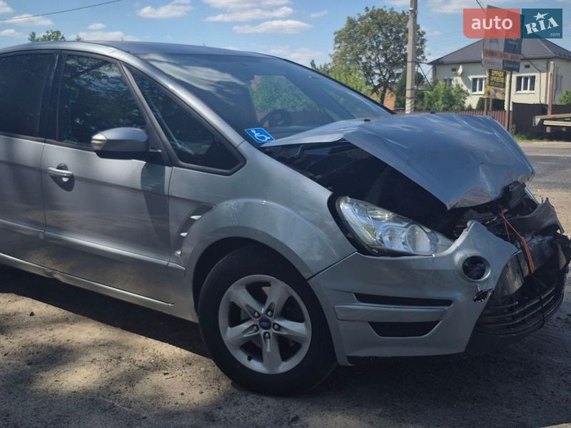 Ford S-Max 2013 Ford S-Max 2013