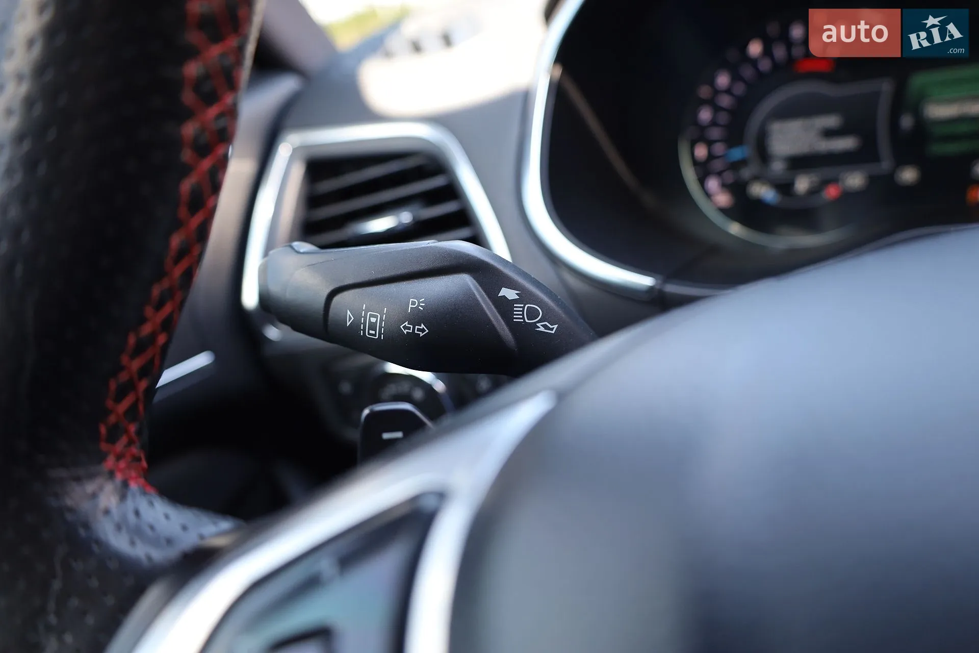 2020 Ford S-MAX - мініатюра 36