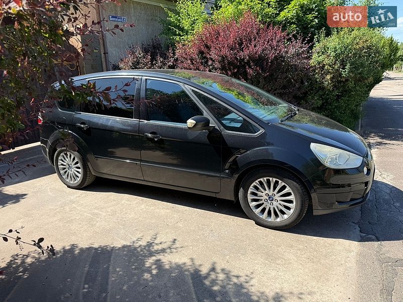 Минивэн Ford S-Max 2008 в Кривом Роге