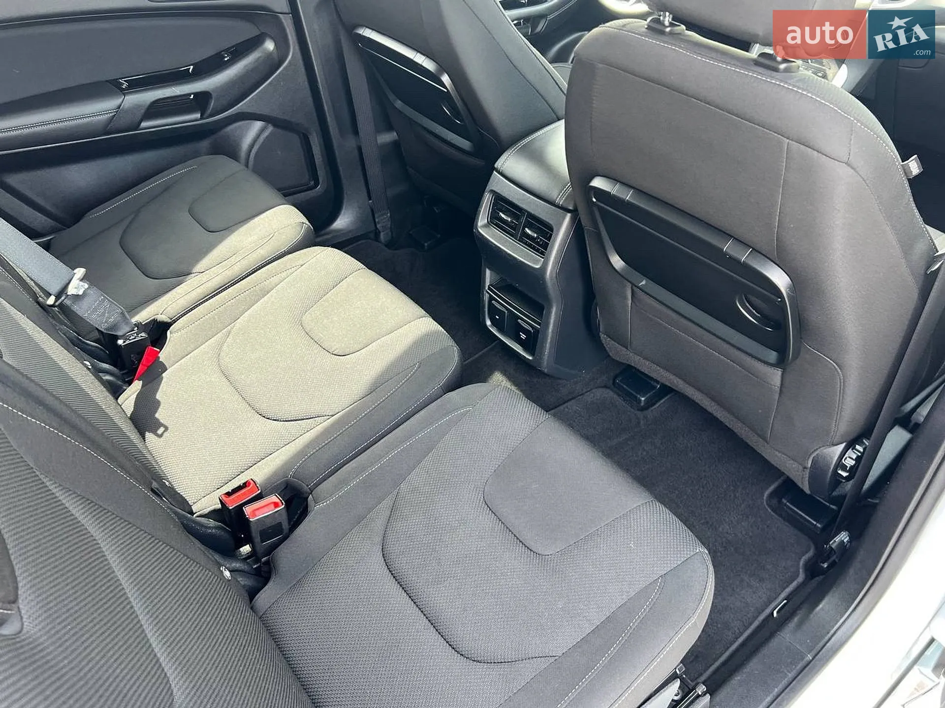 2020 Ford S-MAX - мініатюра 23