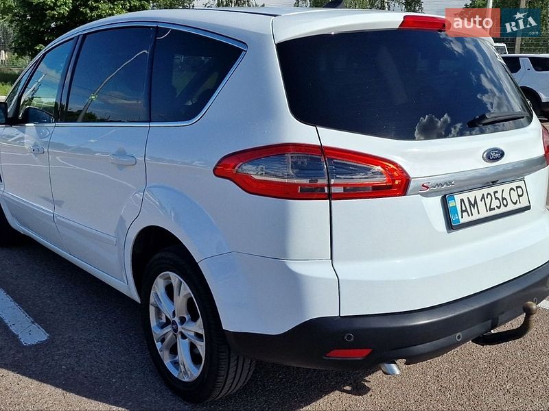 Минивэн Ford S-Max 2014 в Житомире