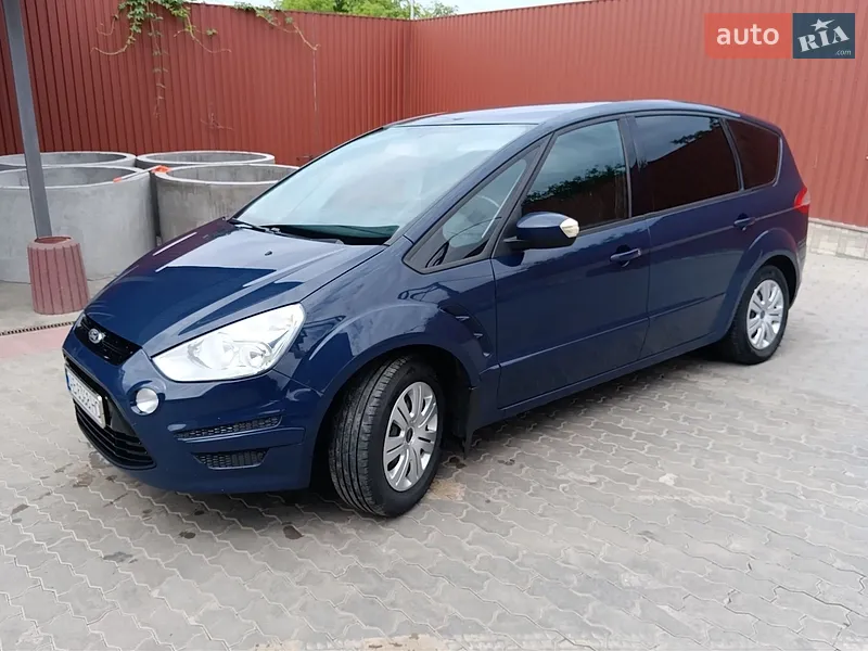 Ford S-Max 2011