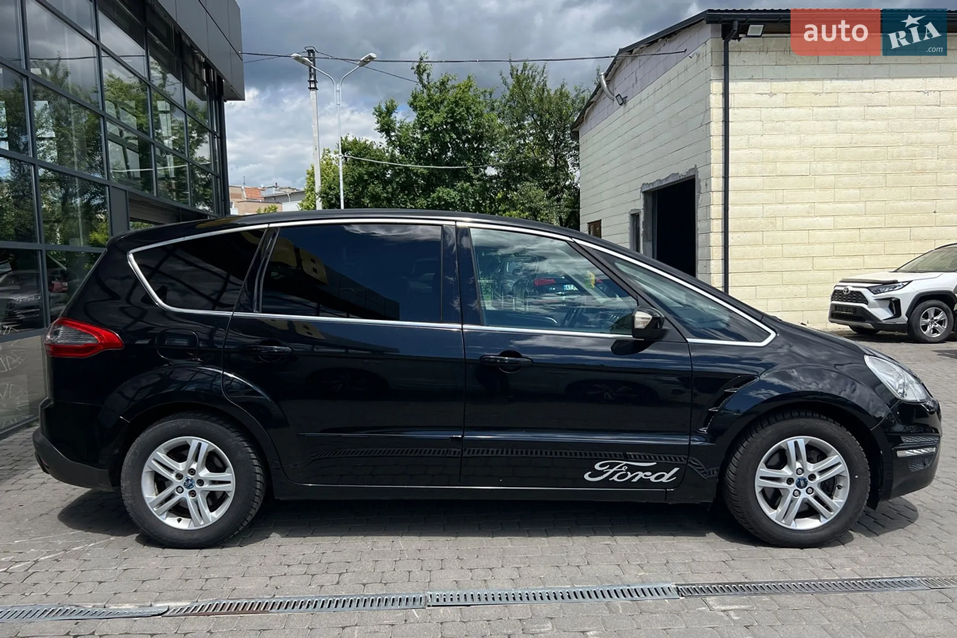 2011 Ford S-MAX - мініатюра 8