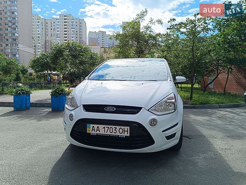 Ford S-Max 2013