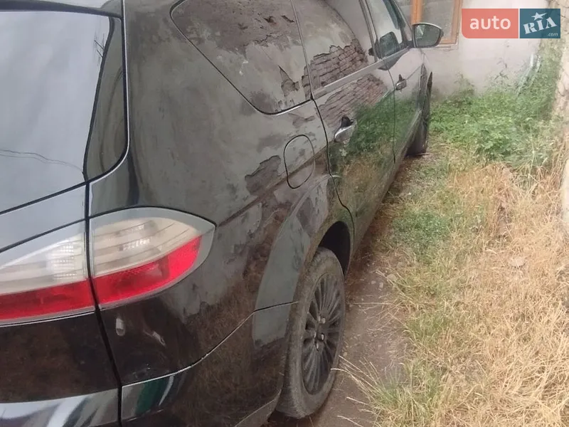 Ford S-Max 2010