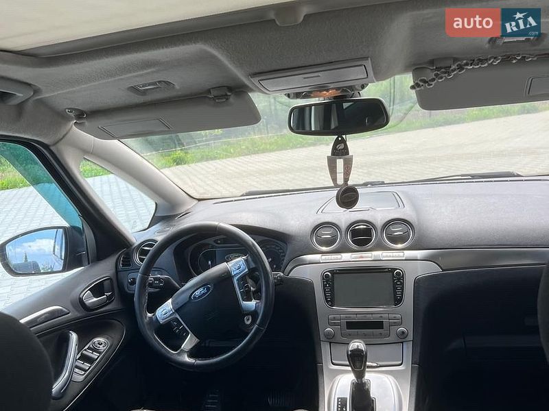 Мінівен Ford S-Max 2008 в Чернівцях