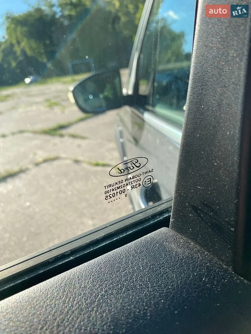 2012 Ford S-MAX - мініатюра 31