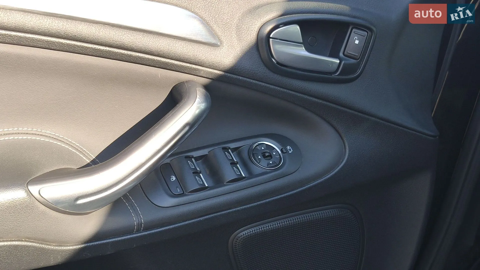 2014 Ford S-MAX - мініатюра 22
