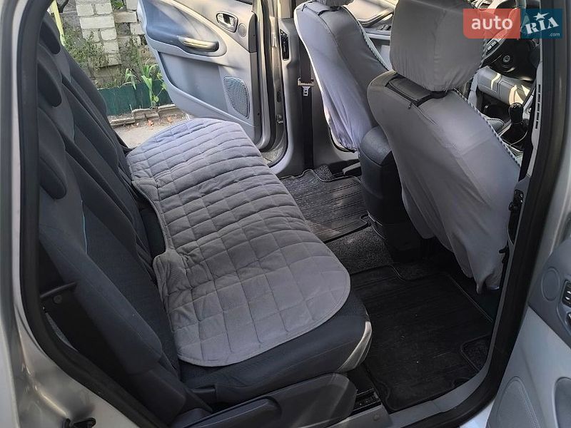 Минивэн Ford S-Max 2006 в Южном фото 13 Минивэн Ford S-Max 2006 в Южном
