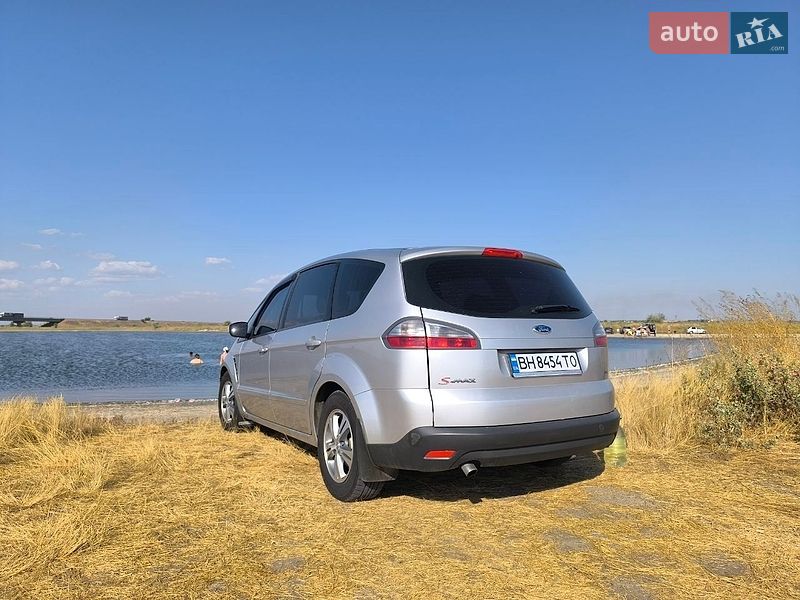 Минивэн Ford S-Max 2006 в Южном фото 4 Минивэн Ford S-Max 2006 в Южном
