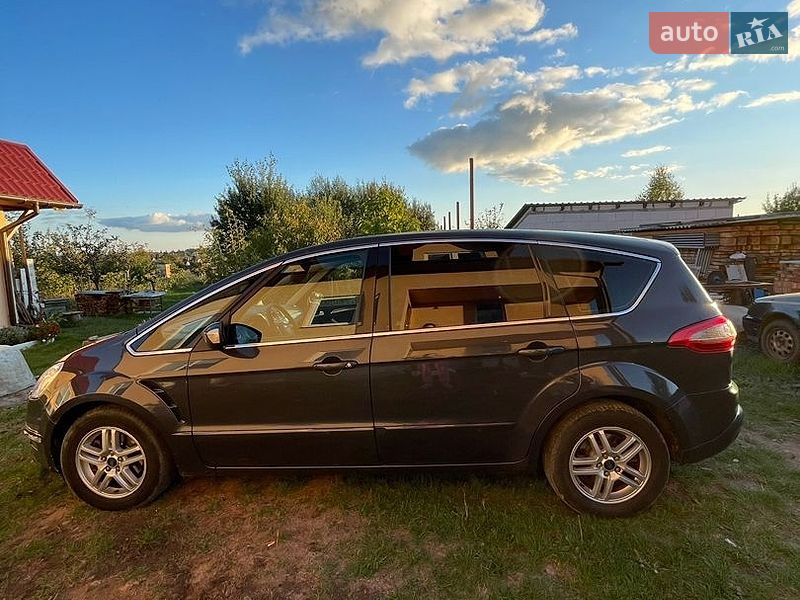 Минивэн Ford S-Max 2011 в Луцке