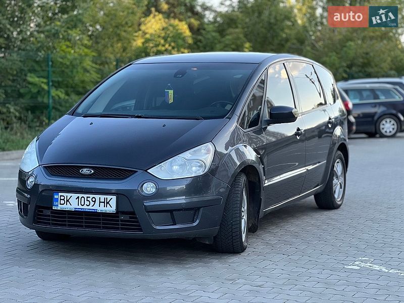 Мінівен Ford S-Max 2008 в Луцьку