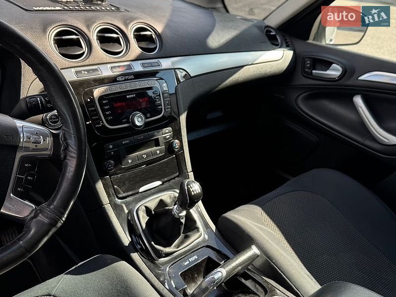Мінівен Ford S-Max 2011 в Тернополі