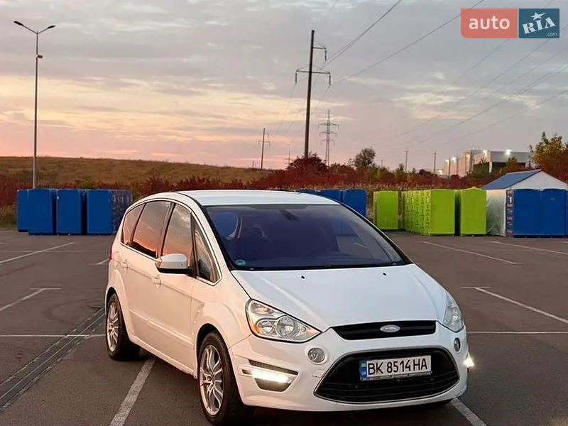 Ford S-Max
