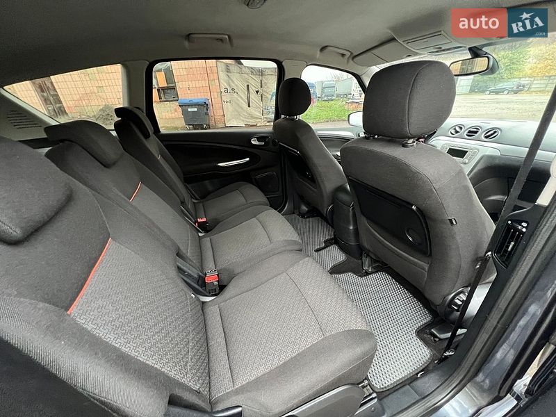 Мінівен Ford S-Max 2009 в Рівному