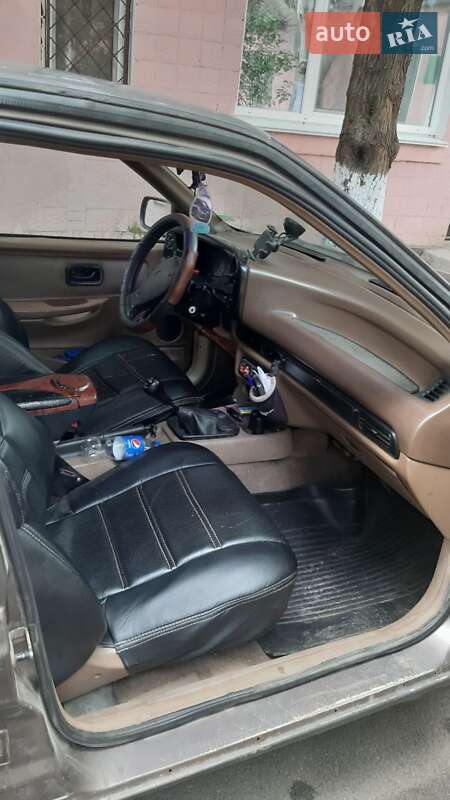 Седан Ford Scorpio 1987 в Николаеве