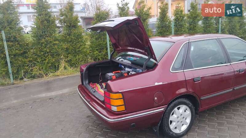 Седан Ford Scorpio 1990 в Чернівцях