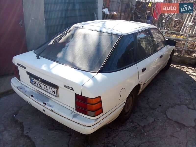 Лифтбек Ford Scorpio 1987 в 