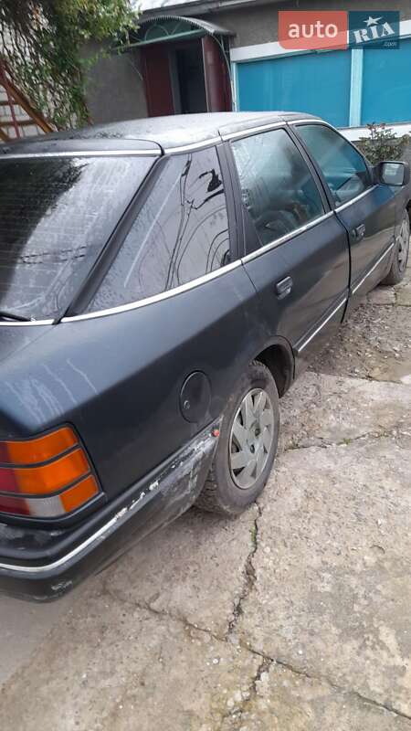 Лифтбек Ford Scorpio 1986 в Николаеве