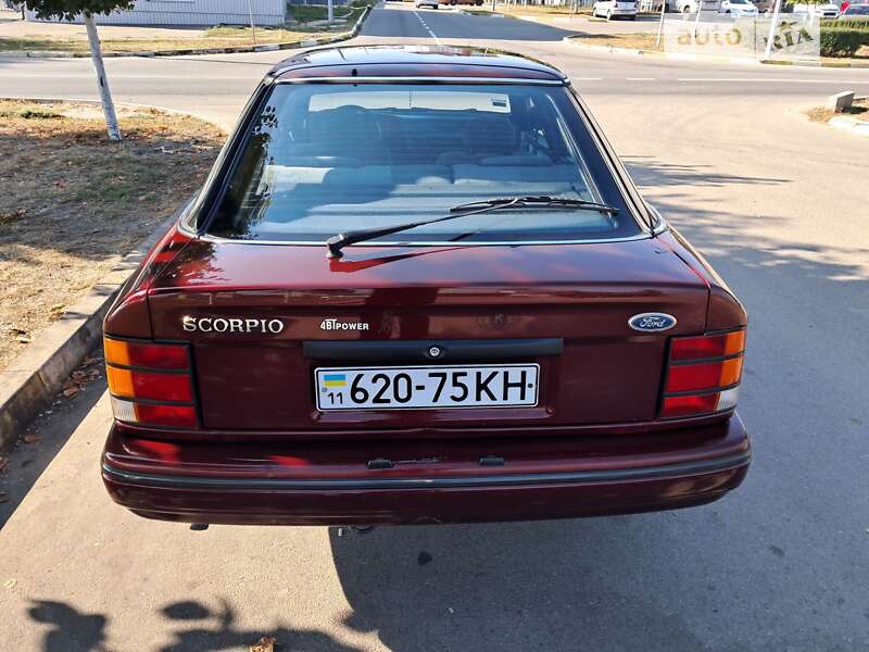 Седан Ford Scorpio 1990 в Бучі