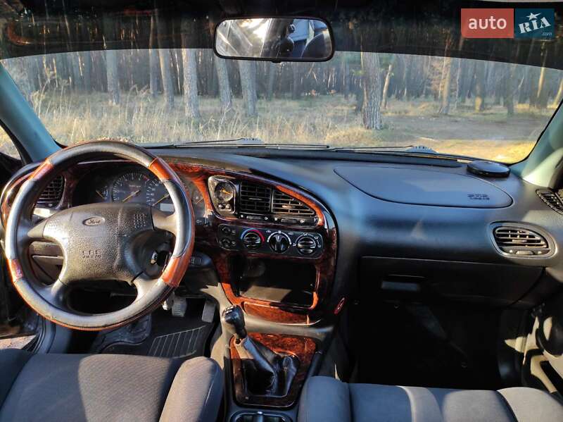Седан Ford Scorpio 1995 в Ахтырке