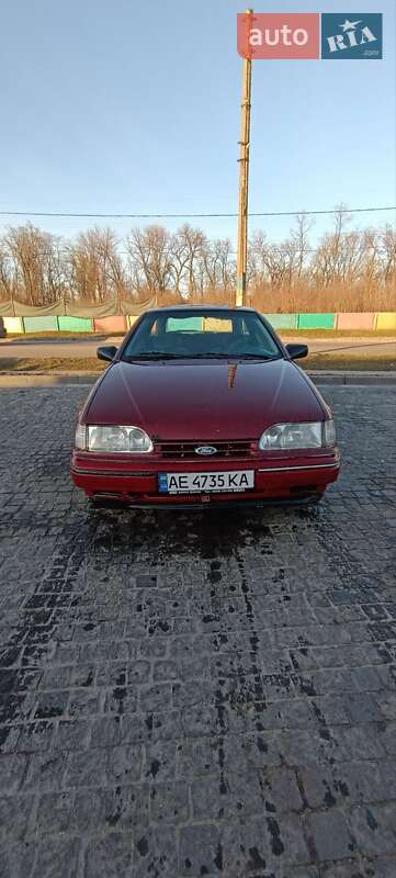 Лифтбек Ford Scorpio 1992 в Каменском